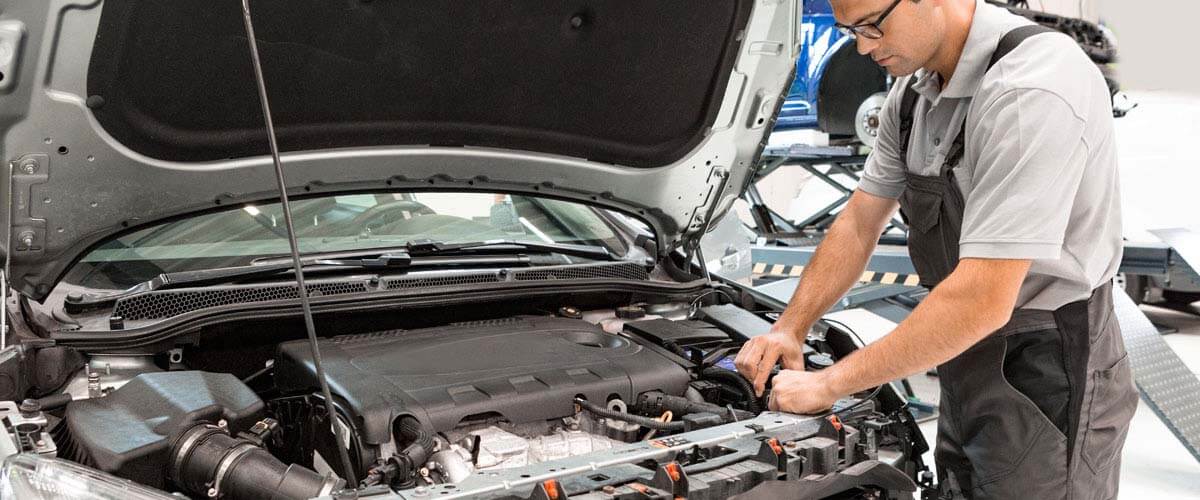 Cómo limpiar el circuito de refrigeración del coche –canalMOTOR