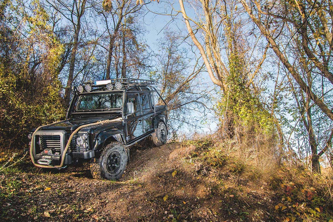 02_Land-Rover-Defender-Umbau_1168px