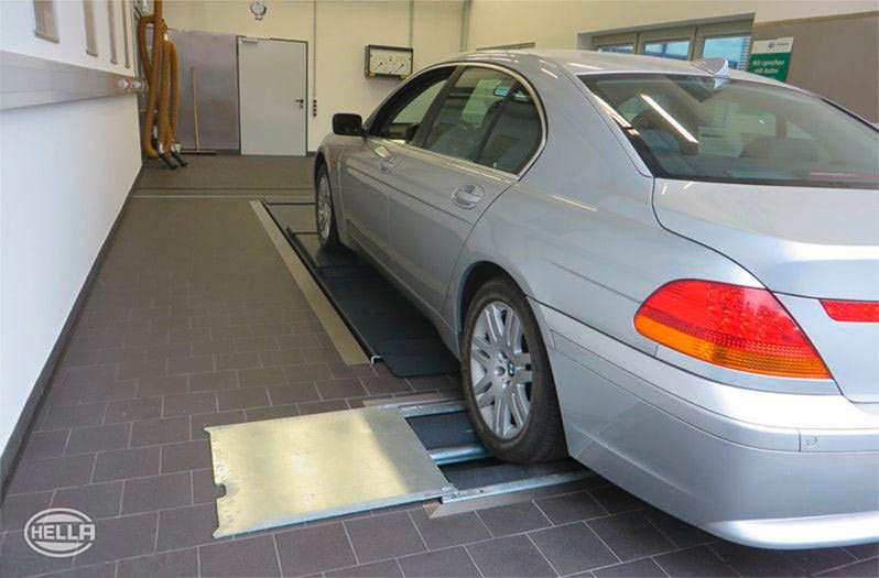 Checking the function on the brake test stand