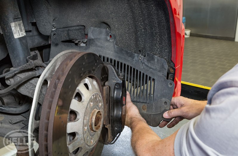 Removing the front bumper cover - Fig. 1