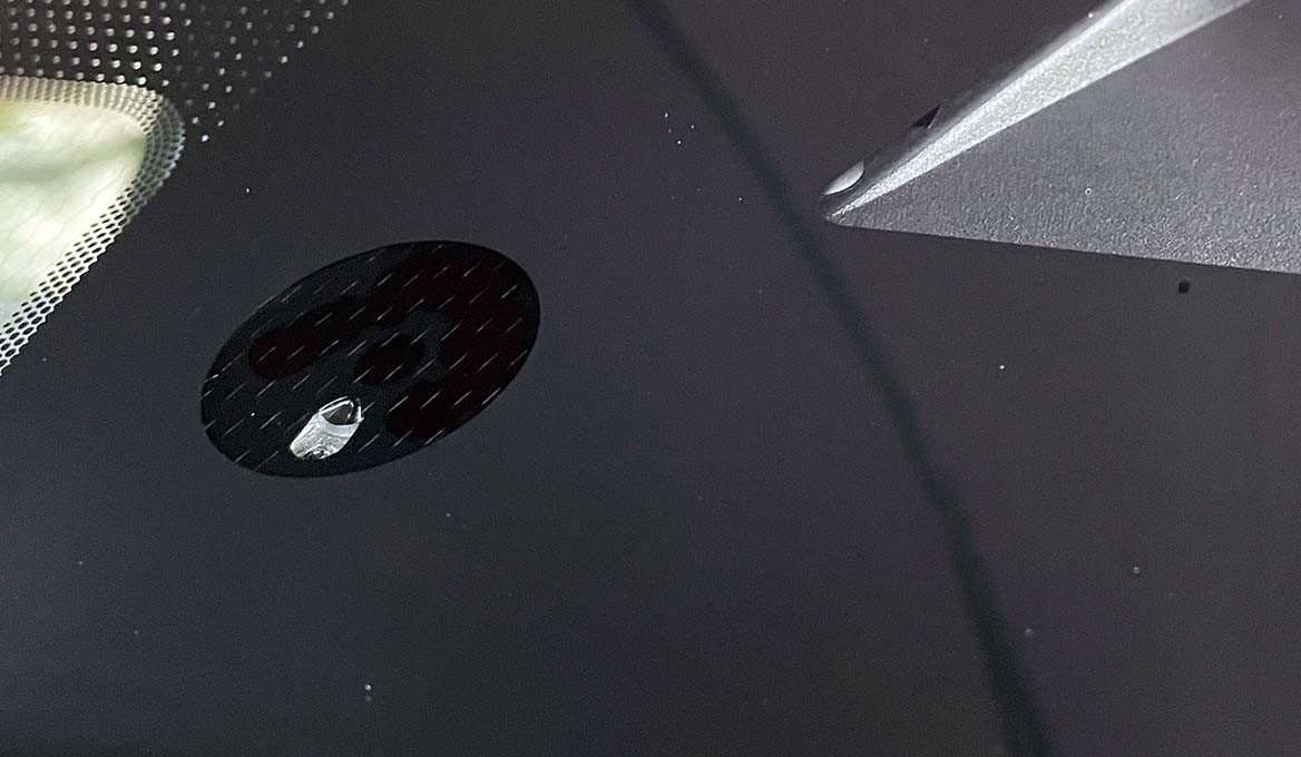 A watchful eye: the HELLA rain-light sensor is located behind the blackened area of the windshield.