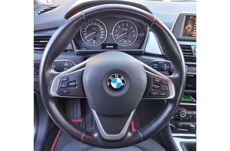 BMW 2 Series Active Tourer - steering wheel image