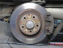 Renault Espace IV - Renewing brake disc with wheel bearing and ABS impulse ring on rear axle- Image 1