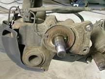 Renault Espace IV - Renewing brake disc with wheel bearing and ABS impulse ring on rear axle- Image 3