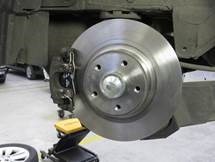 Renault Espace IV - Renewing brake disc with wheel bearing and ABS impulse ring on rear axle- Image 8