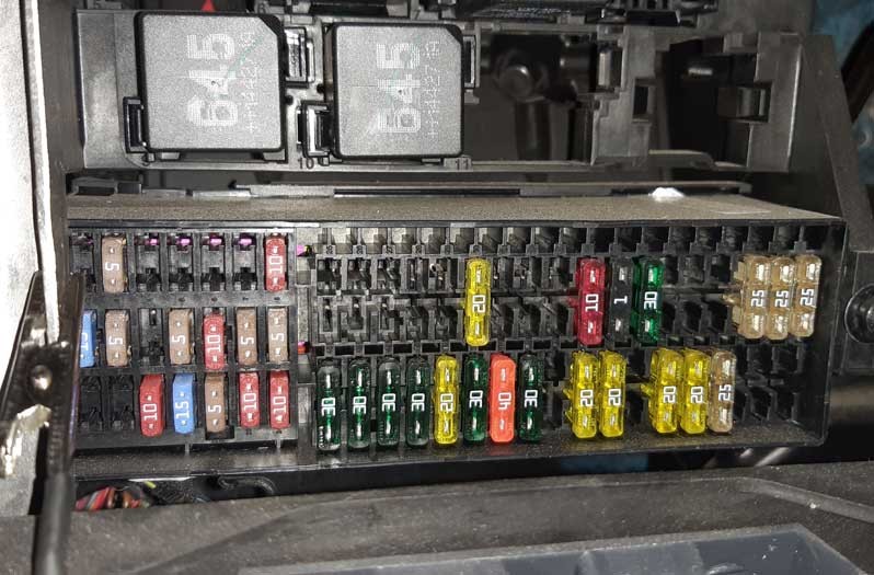 VW Beetle 5C, fuse box image